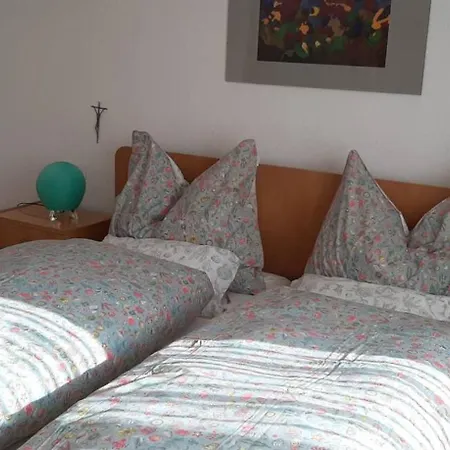 Apartment Spacious With Pool
